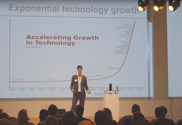 Keynote-about-robots